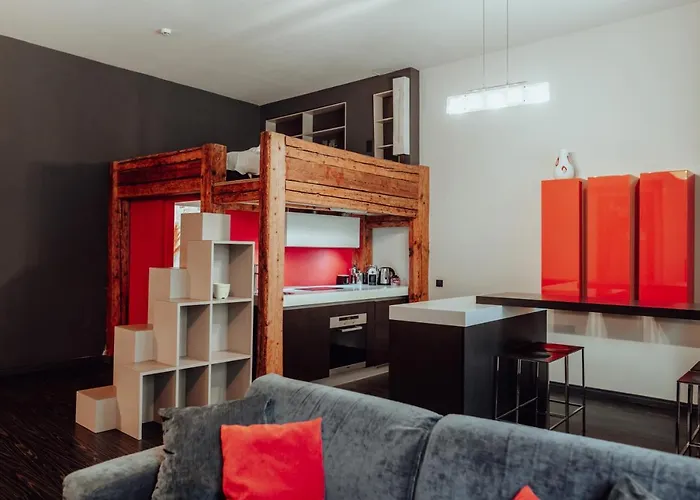 Design In The Heart Of Old Town *