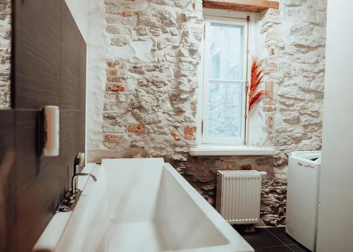 Apartament Design In The Heart Of Old Town